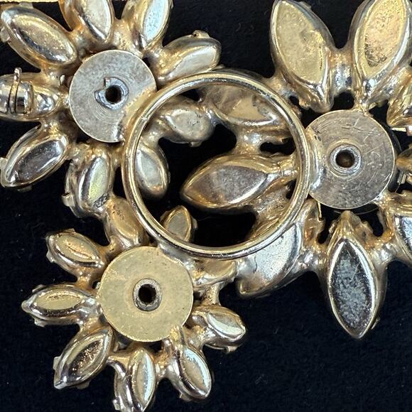 Vintage REGENCY Unmarked Bold Jonquil Topaz Cluster Rhinestone Flower Brooch - Picture 5 of 14